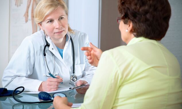 The cardiologist tells the patient's risk factors for high blood pressure
